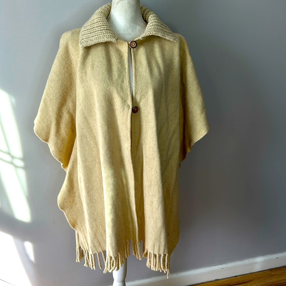 Unique vintage wool blend poncho/cape